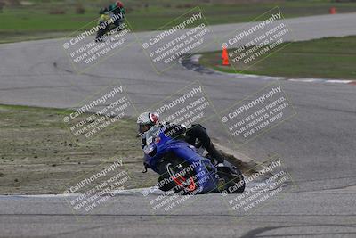 media/Nov-30-2025-TrackDaz (Sun) [[d8b22663df]]/A Group/Session 3 (Off Ramp)/